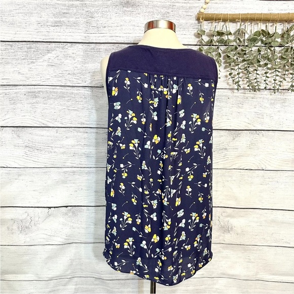 LOFT Sleeveless Top FloralFlowy back 💙 - Picture 2 of 6